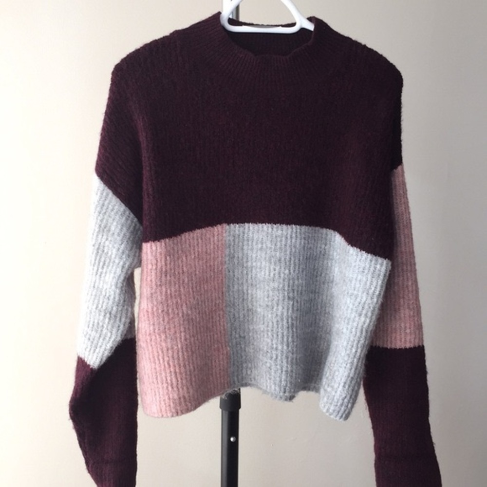 maroon/pink/grey blocked sweater